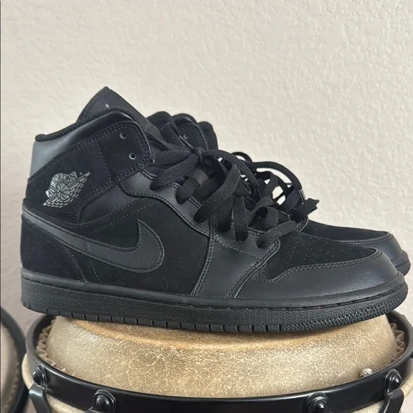 Jordan 1 Black Athletic Shoes - Picture 1 of 6